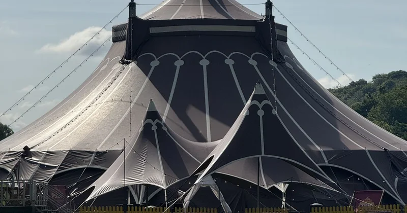 circus zyair big top