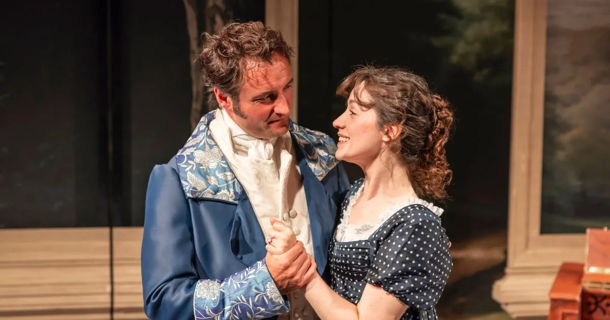 🎭 Ticket Giveaway & Prosecco Fest 🥂